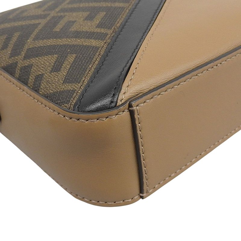 フェンディ FENDI ズッカ カメラケース ショルダーバッグ PVC/レザー