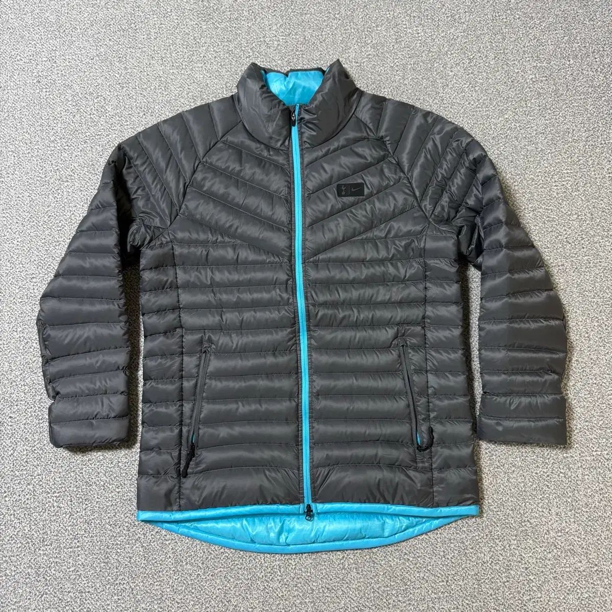 ナイキ トッテナム 軽量ダウン M