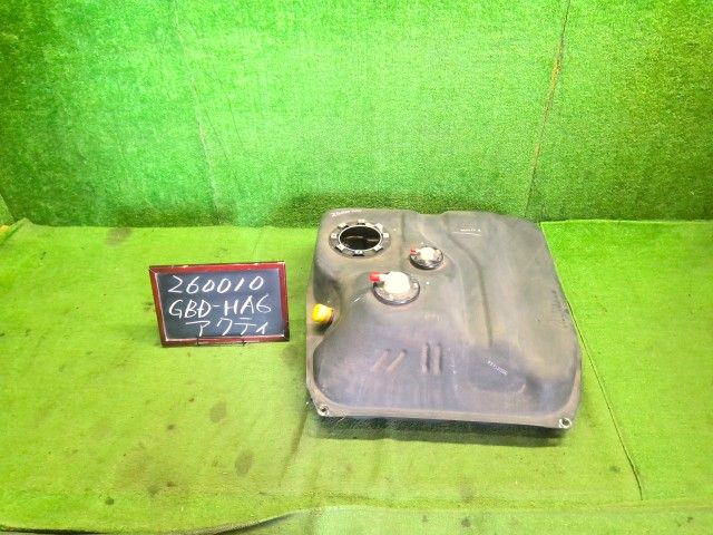 アクティ GBD-HA6 フューエルタンク 17500-S3A-023 自社品番260010 PB70