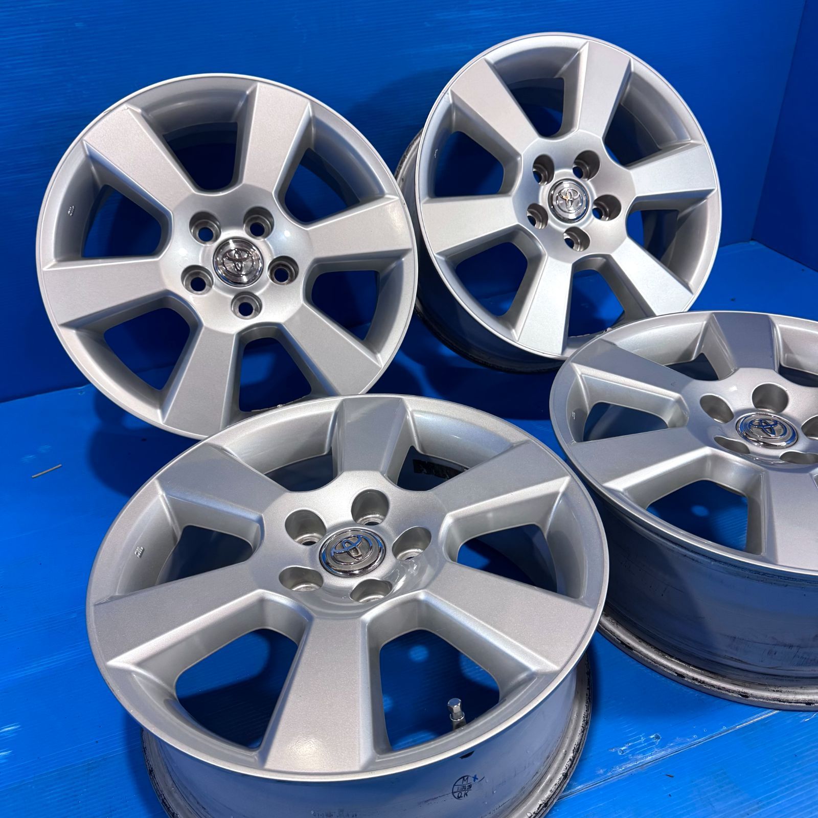 トヨタ 30系 ハリアー 純正 17in 6.5J +35 PCD114.3 60mm アルファード