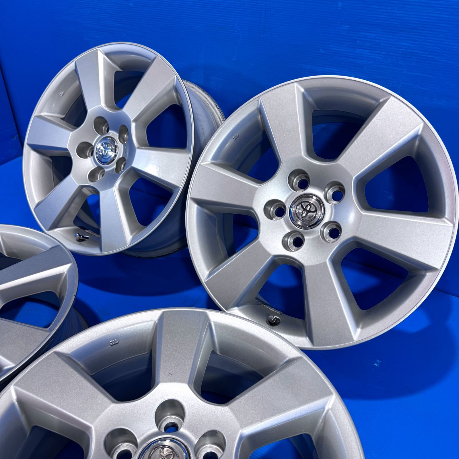 トヨタ 30系 ハリアー 純正 17in 6.5J +35 PCD114.3 60mm アルファード
