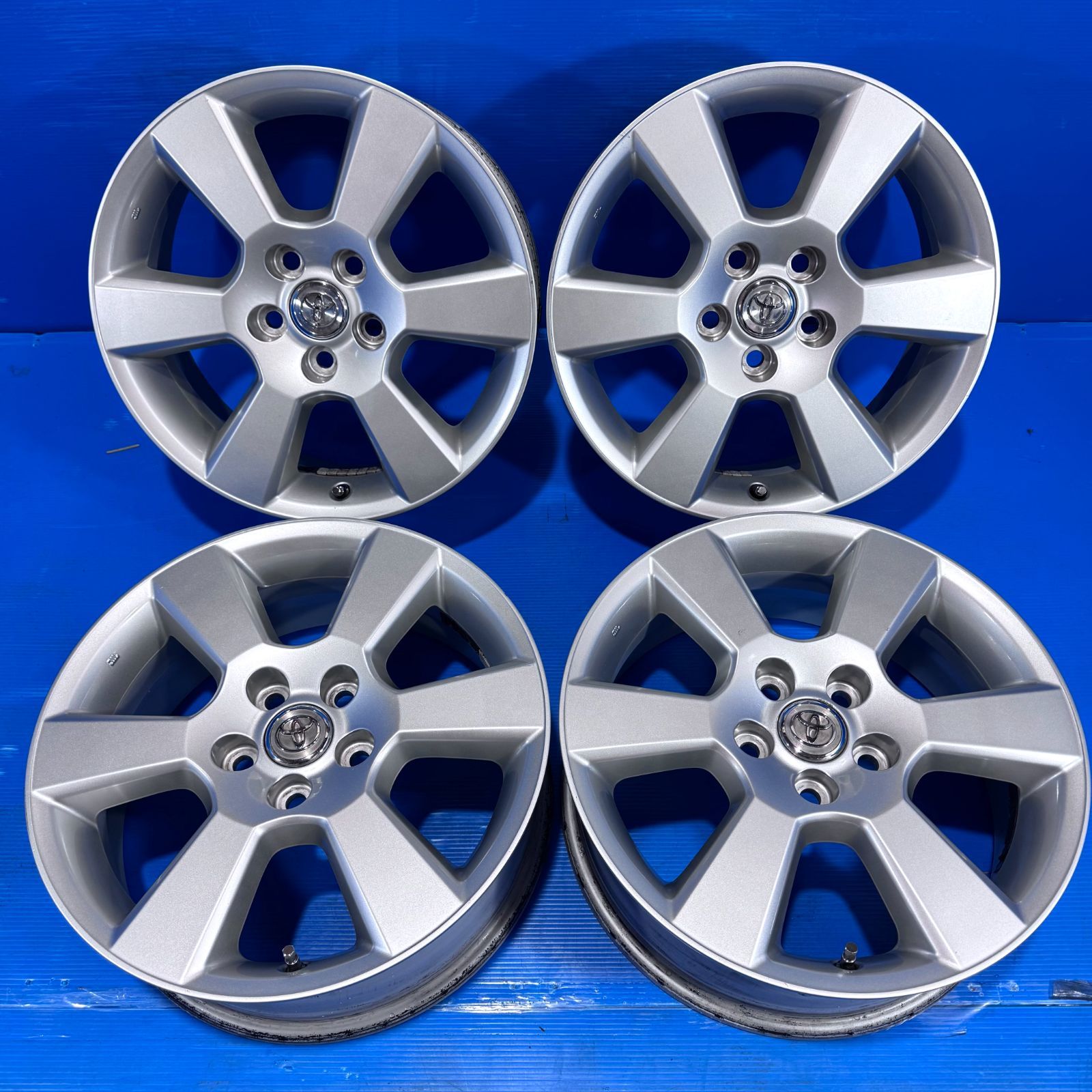 トヨタ 30系 ハリアー 純正 17in 6.5J +35 PCD114.3 60mm アルファード