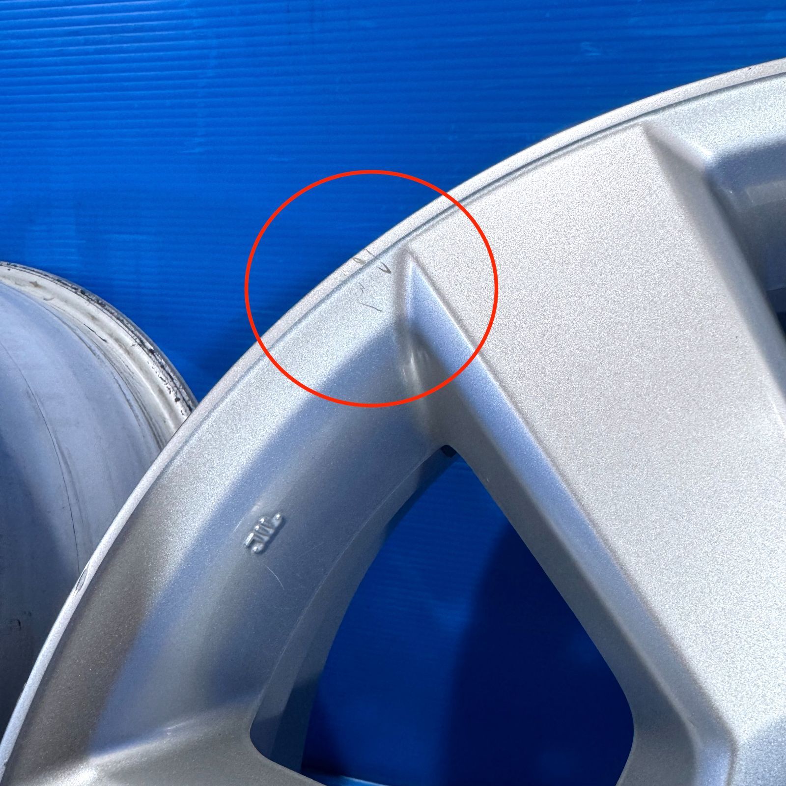 トヨタ 30系 ハリアー 純正 17in 6.5J +35 PCD114.3 60mm アルファード