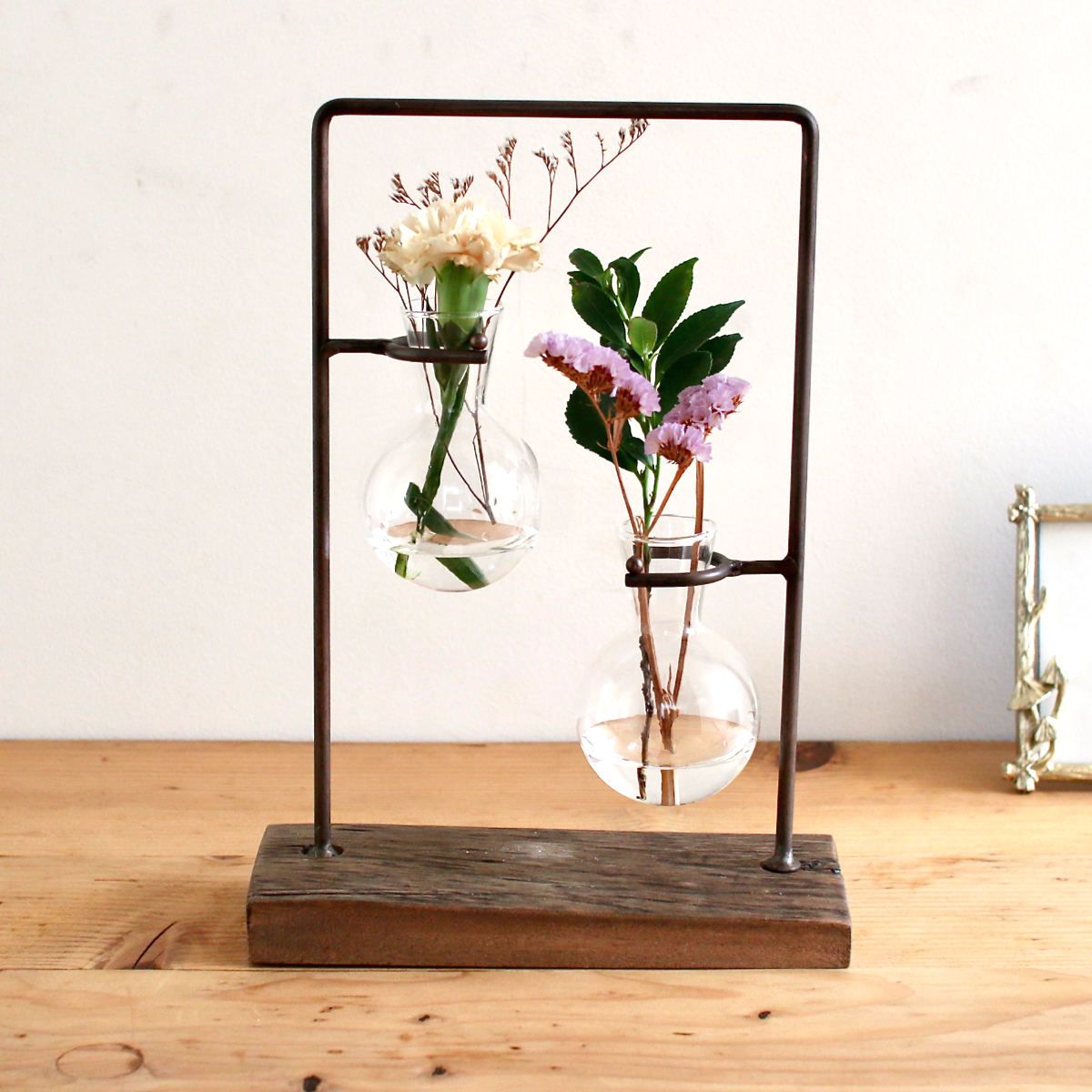 花瓶 アイアンガラスハンギング 2ボトル フラワーベース （ 花ビン 花びん 花器 フラワー 花 飾る 花入れ ガラス ガラス製 アイアン クリア 透明 おしゃれ 水耕栽培 一輪挿し ）