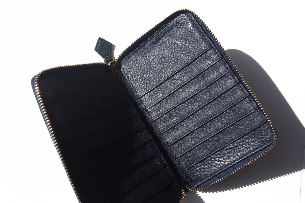 新品｜未使用｜シセイ｜cisei｜ラウンドジップポーチ｜P0964 LD ZIP 