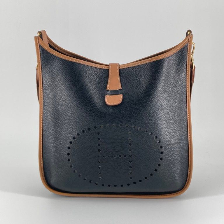 HERMES（エルメス） エヴリン □刻印 バイカラー G金具 ショルダー