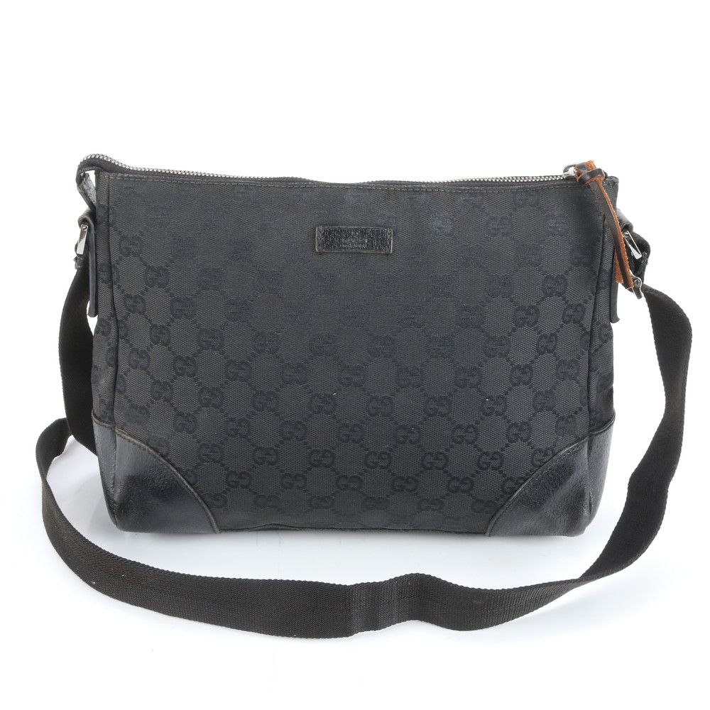 ショルダーバッグ 【美品】GUCCI GGキャンバス レザー ショルダー 