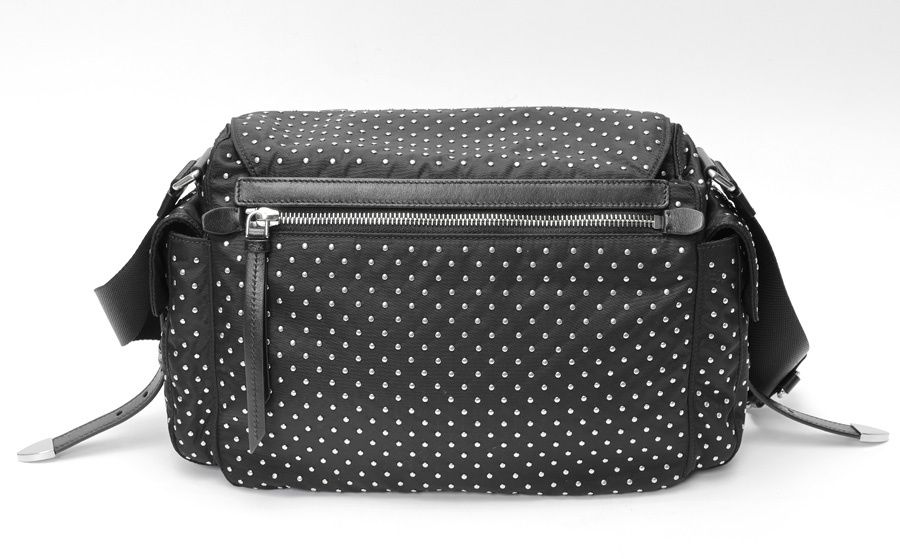 プラダ / PRADA　Re-Nylon × レザー ショルダーバッグ　1BD118　ナイロン/レザー/メタル　ブラック 【中古】 商品番号 K-160109 プラダ / PRADA Re-Nylon × レザー ショルダーバッグ 1BD118 ナイロン