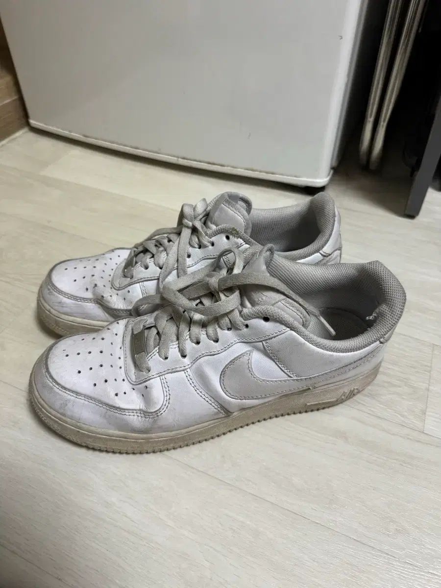 ナイキ エアフォース1 270 出品