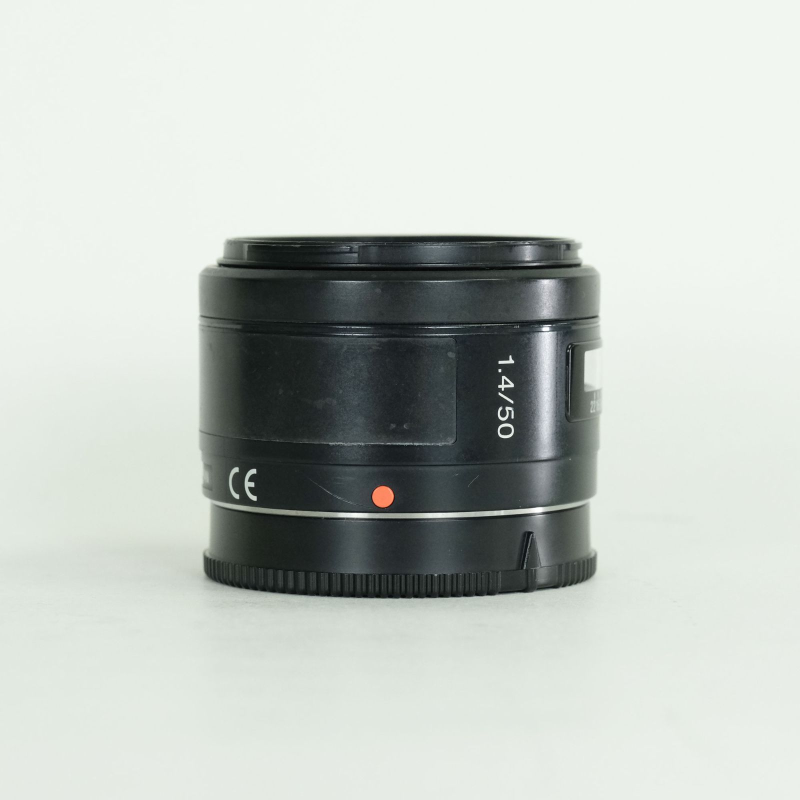並品] SONY 50mm F1.4 SAL50F14 | SONY Aマウント - メルカリ