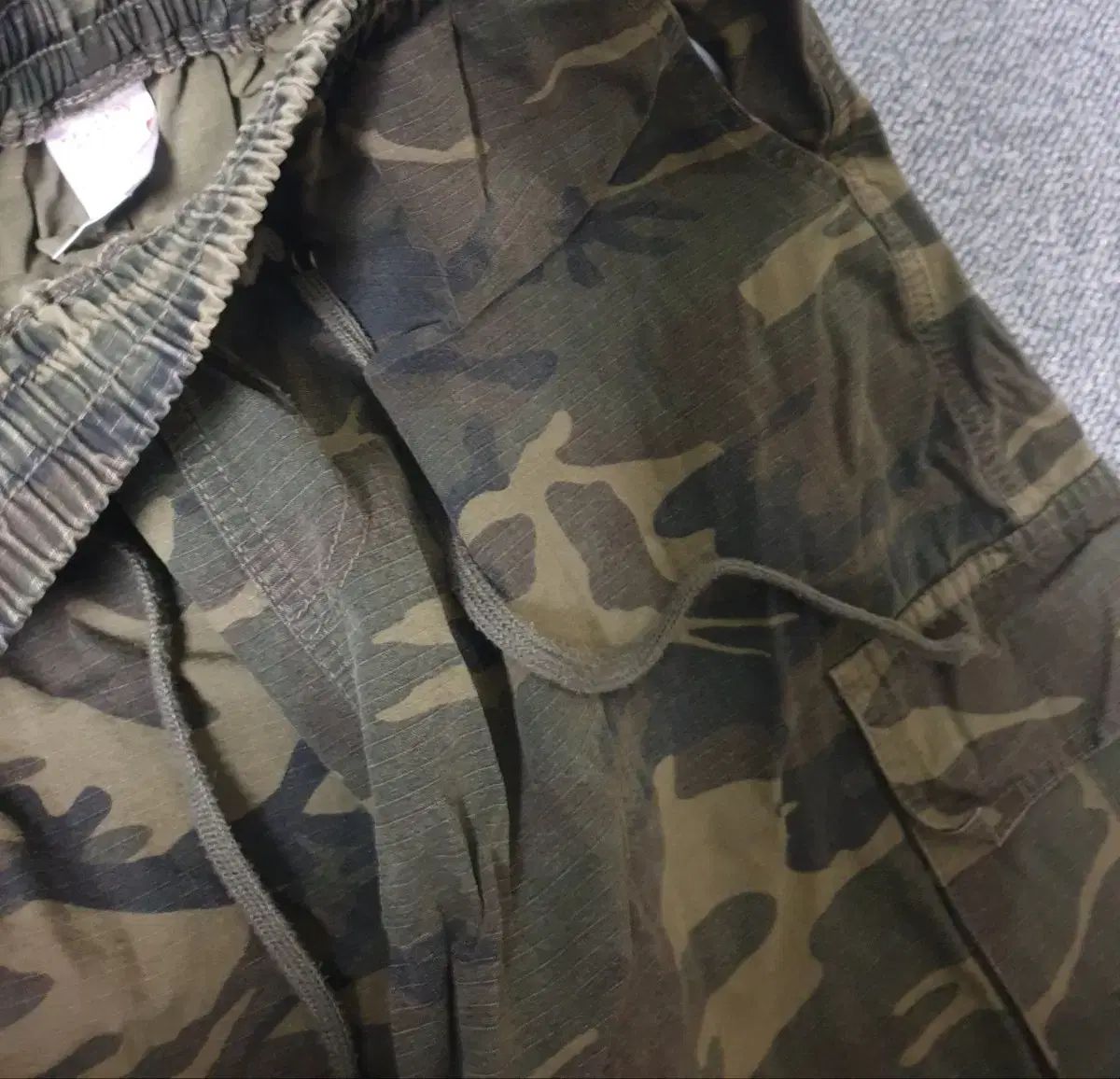 TAKEASY カモフラージュパンツ 出品