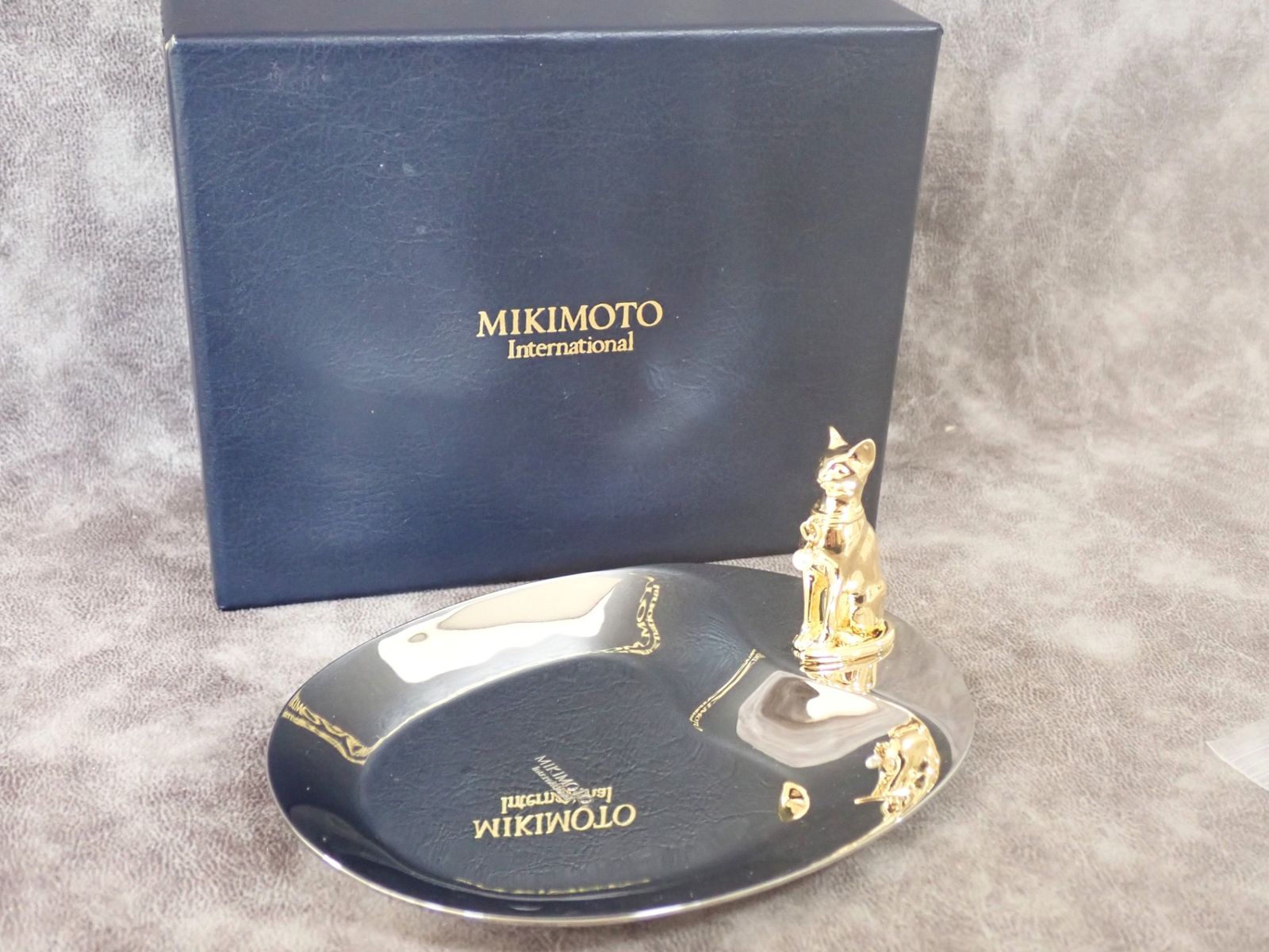 美品 MIKIMOTO ミキモト ジュエリートレイ ネコ 猫 箱付き ミキモト