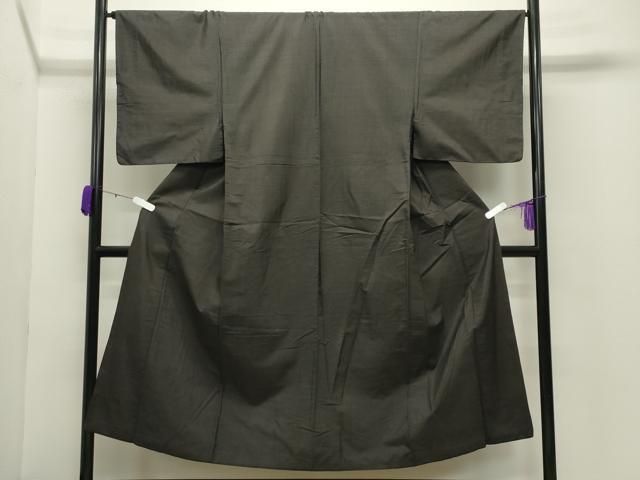 平和屋着物●男性　紬　色無地　憲法黒茶色　正絹　逸品　CABC8238gh 平和屋着物○男性 紬 色無地 憲法黒茶色 正絹 逸品 CABC8238gh - メルカリ