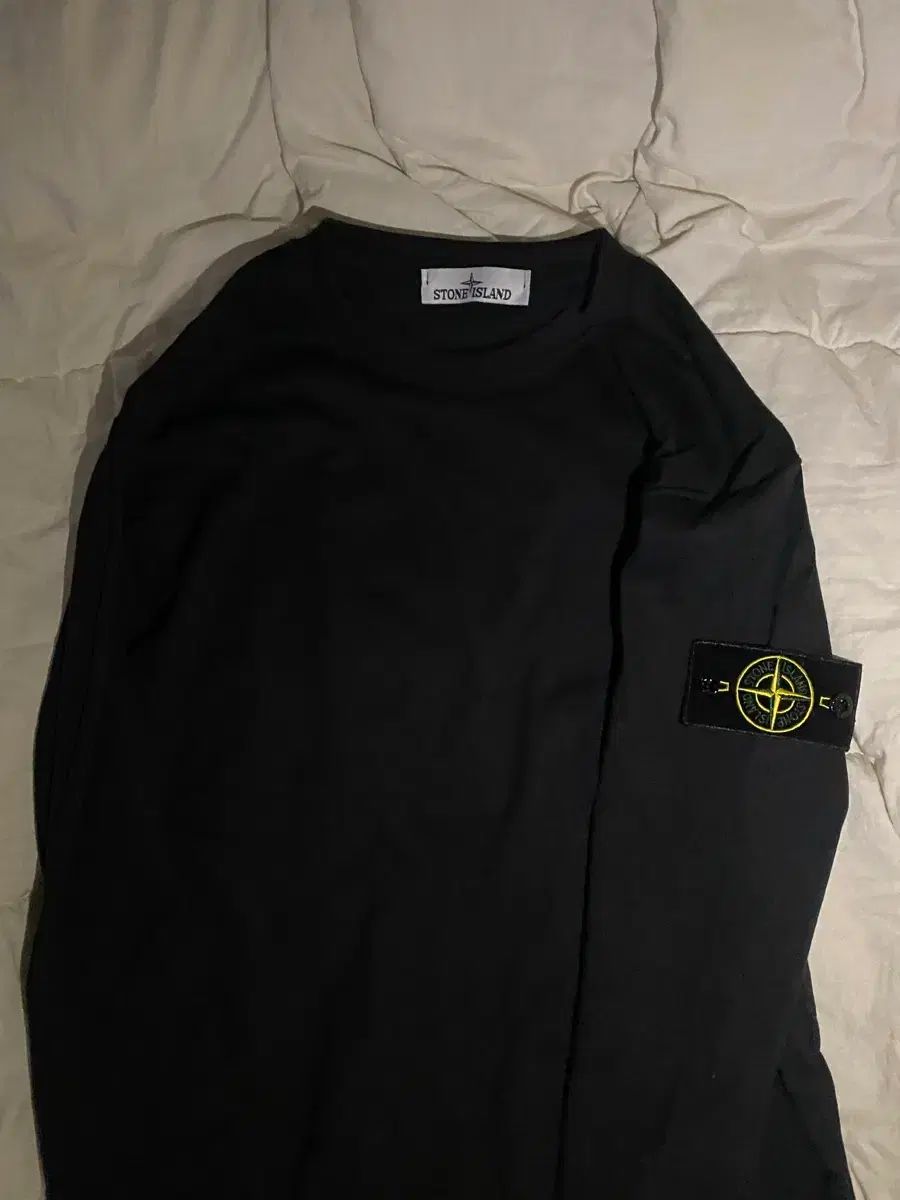 STONE ISLAND ストーンアイランド 長袖Tシャツ スウェット
