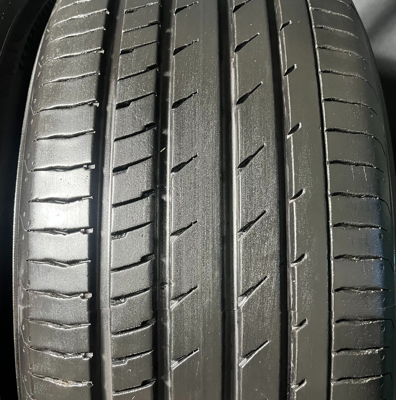 2024年製 約8.6～8.7分山 ヨコハマ YOKOHAMA アドバン ADVANdB V553 E+ 