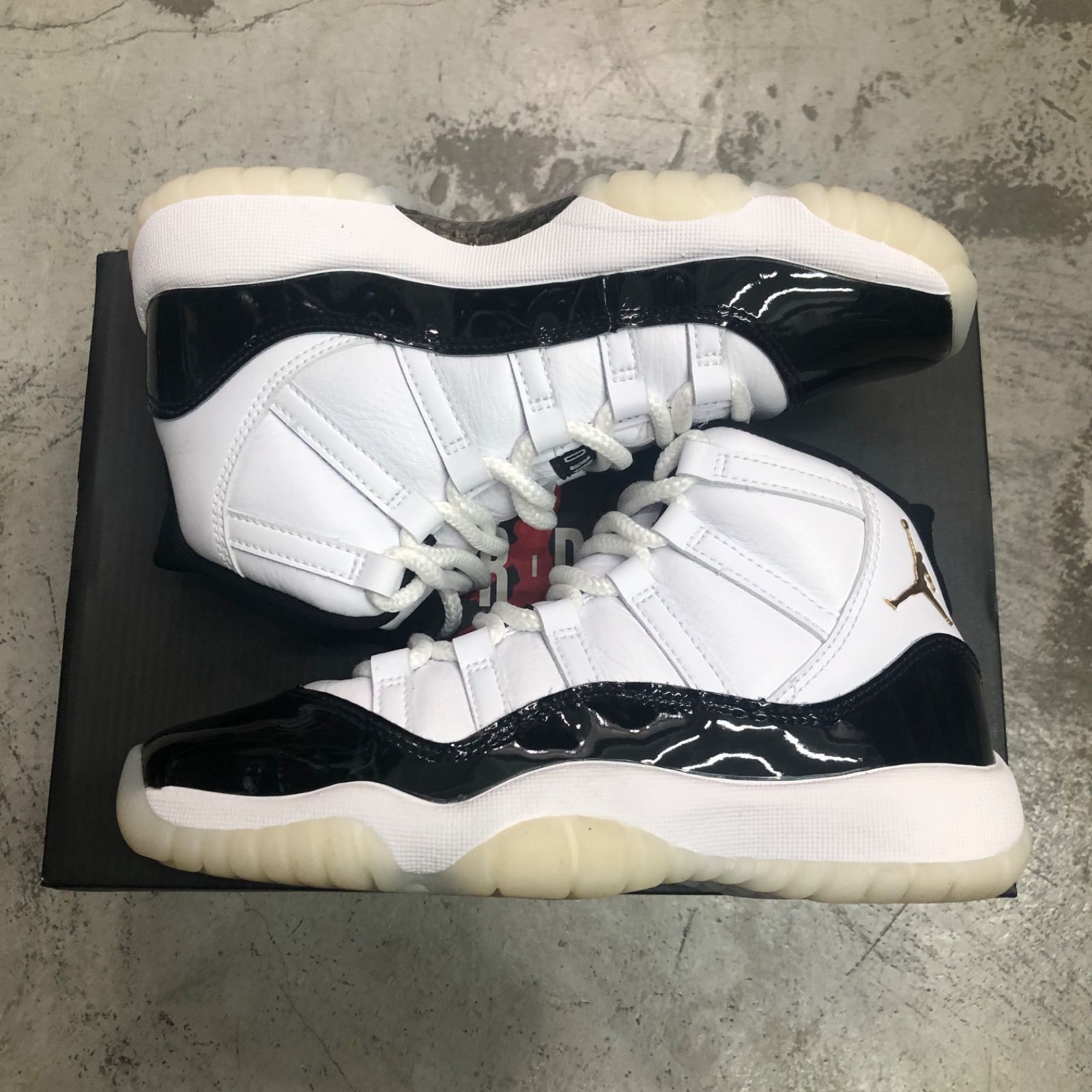 NIKE Air Jordan 11 Retro Gratitude エアジョーダン11 スニーカー 