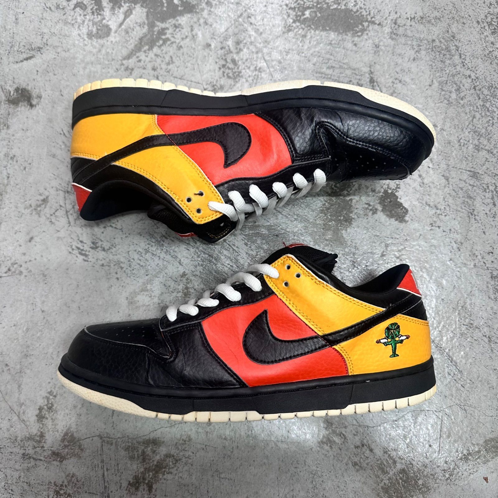 NIKE Dunk Low Pro 