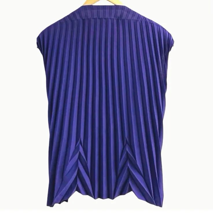 me issey miyake ミー イッセイミヤケ プリーツ ノースリーブ