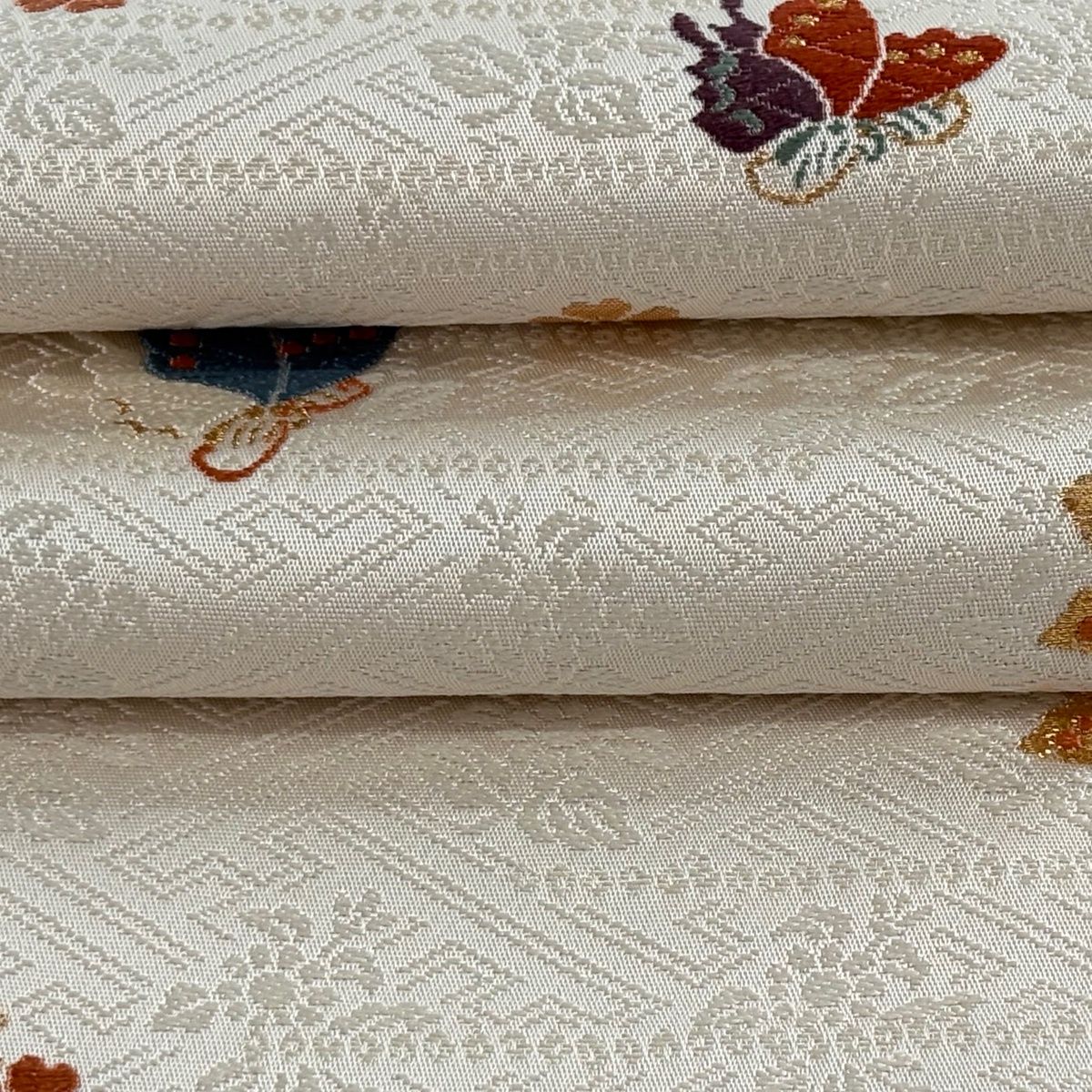 美品】半幅帯 名品 証紙 蝶 桜 金糸 箔 クリーム 正絹 【】 【公式通販】