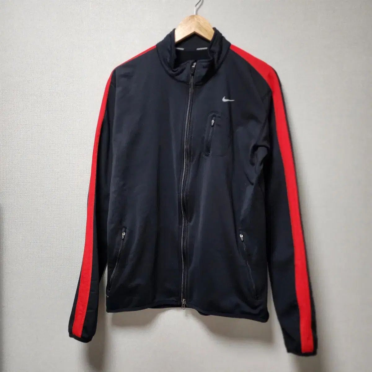 M NIKE ランニング トラックジャージ