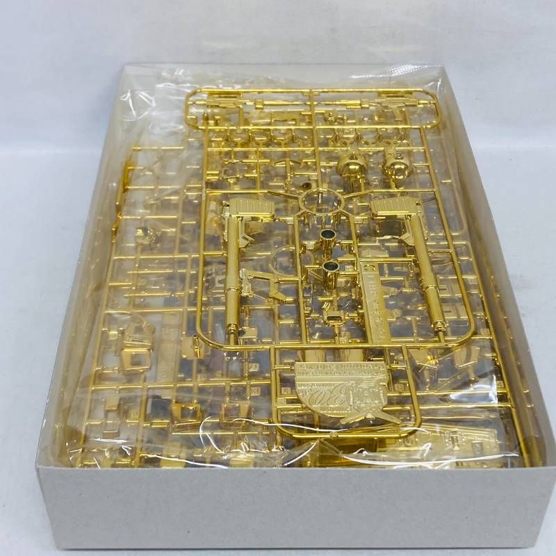 HG 1/144 RX-78-2 ガンダム Ver. 30th プレミアムゴールド バージョン