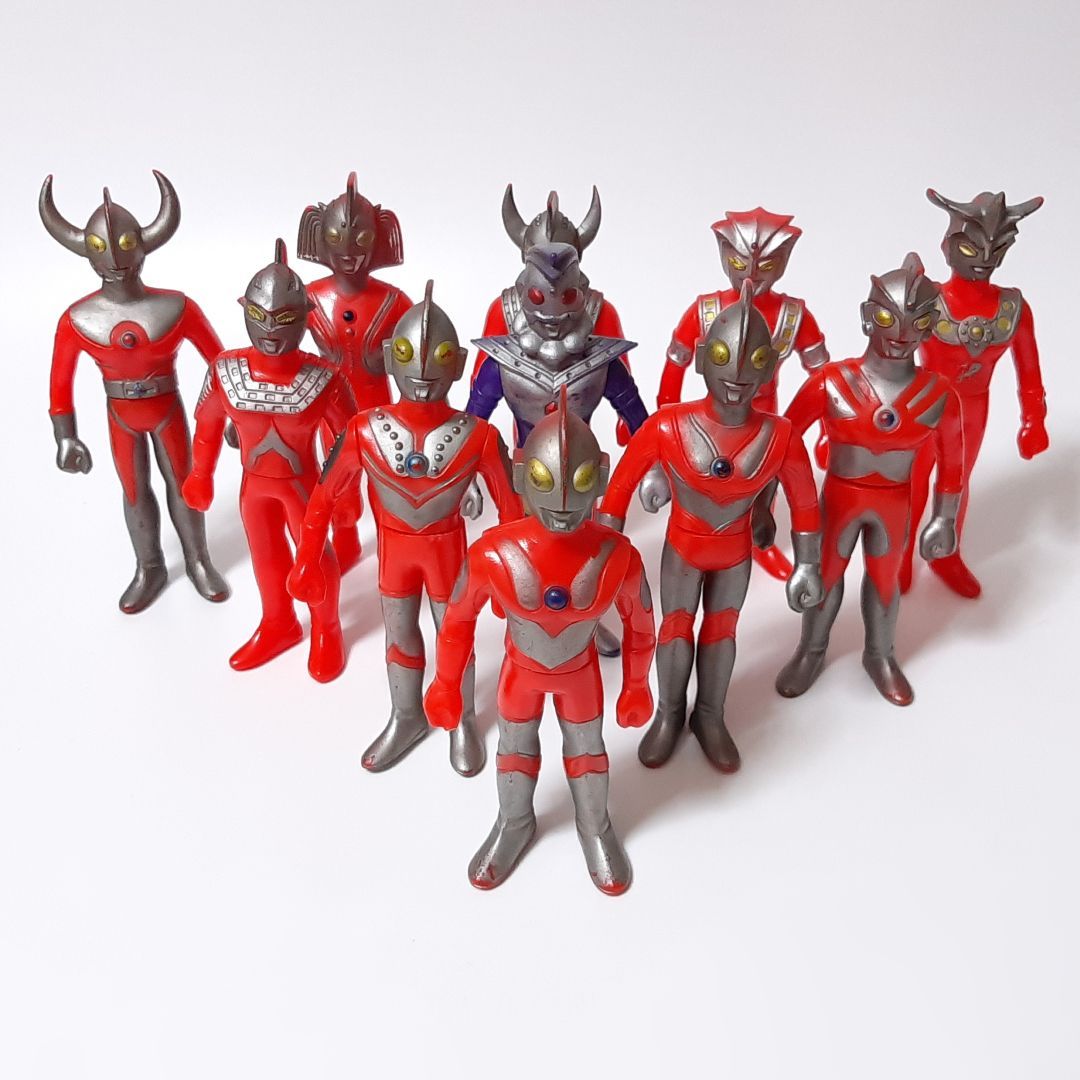 ポピー ウルトラマンファミリー11 13㎝ ミニソフビ 昭和玩具 - メルカリ