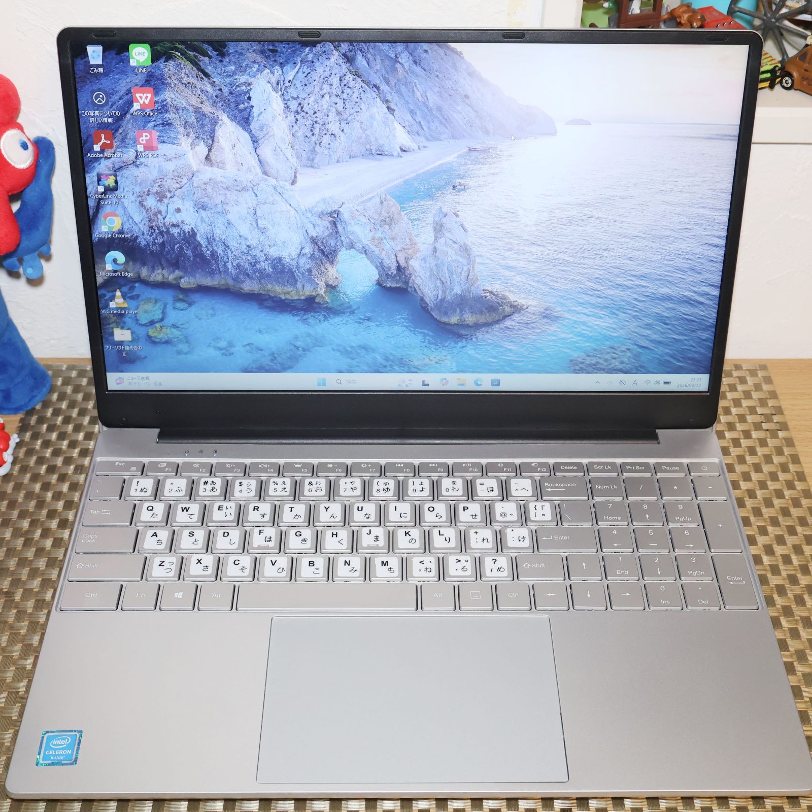 高年式2023モデル！Win11公式対応/メ8/SSD/FHD液晶/無線/カメラ 高年式 