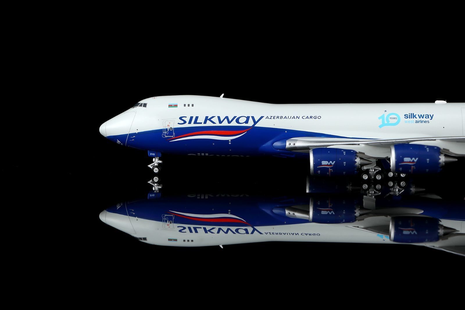 HX Models シルクウェイウエスト 747-8F VQ-BVB 1/400 B632501 - メルカリ