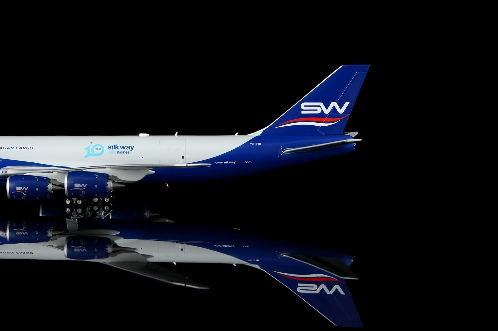HX Models シルクウェイウエスト 747-8F VQ-BVB 1/400 B632501 - メルカリ