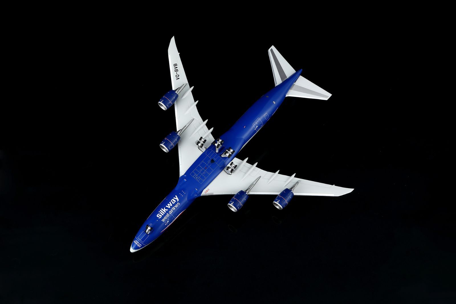 HX Models シルクウェイウエスト 747-8F VQ-BVB 1/400 B632501 - メルカリ