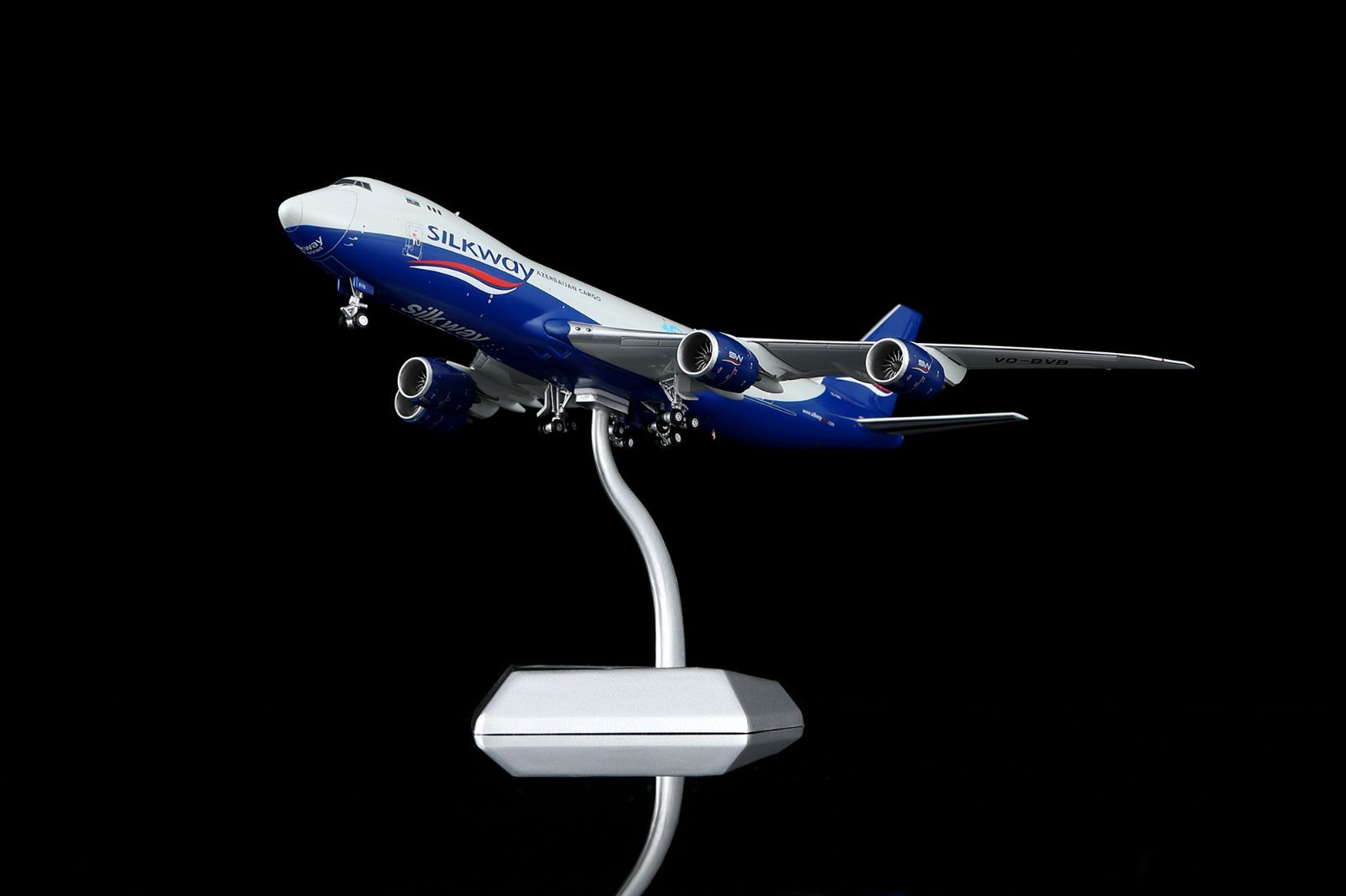 HX Models シルクウェイウエスト 747-8F VQ-BVB 1/400 B632501 - メルカリ