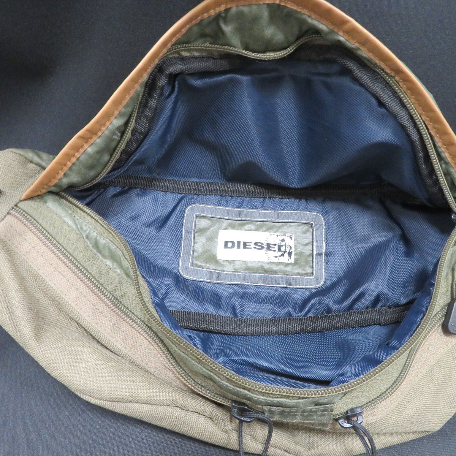 5356☆メンズショルダー□ボディバッグ□ディーゼル(DIESEL)□斜めがけ