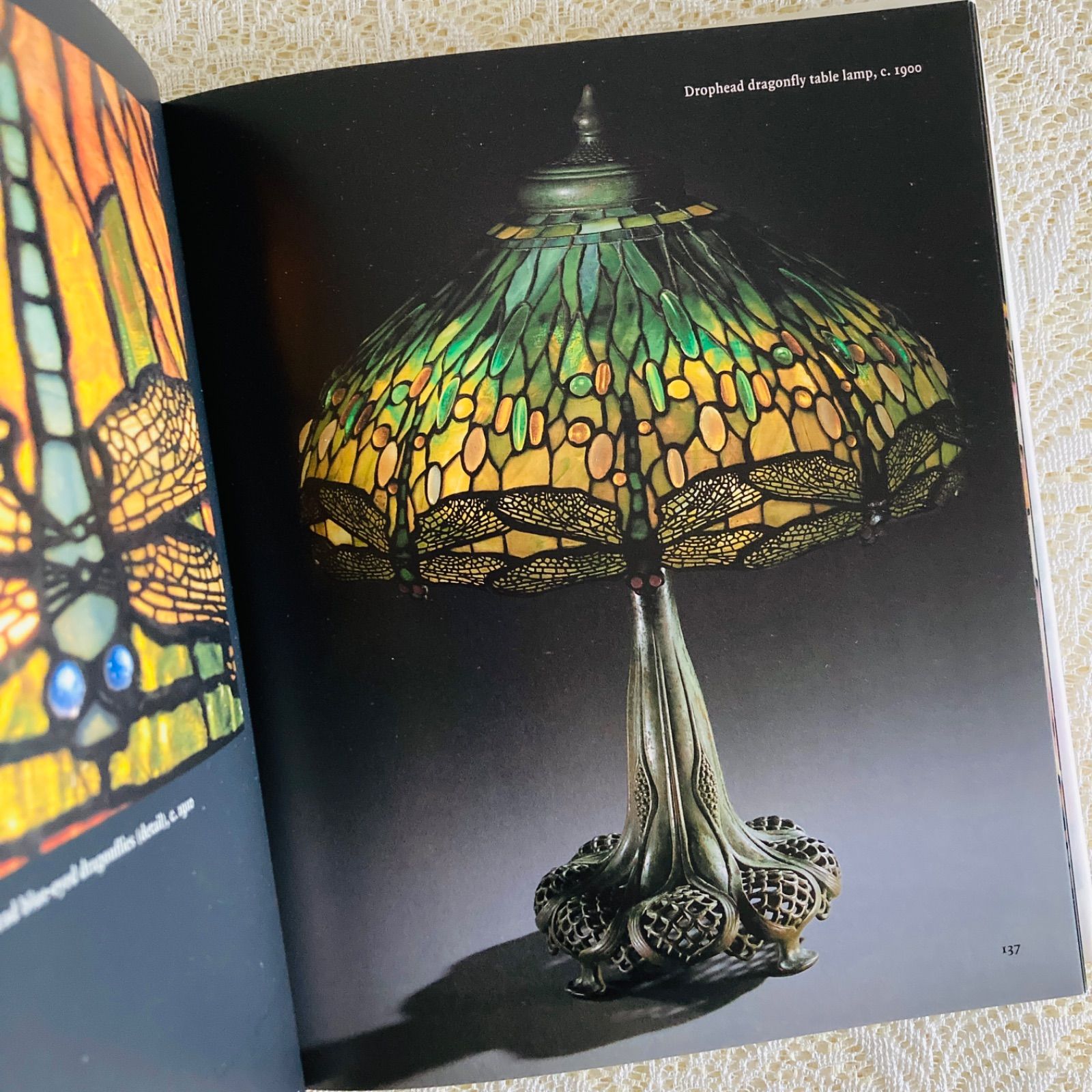 Louis Comfort Tiffany ティファニー作品集 ステンドグラスとランプ