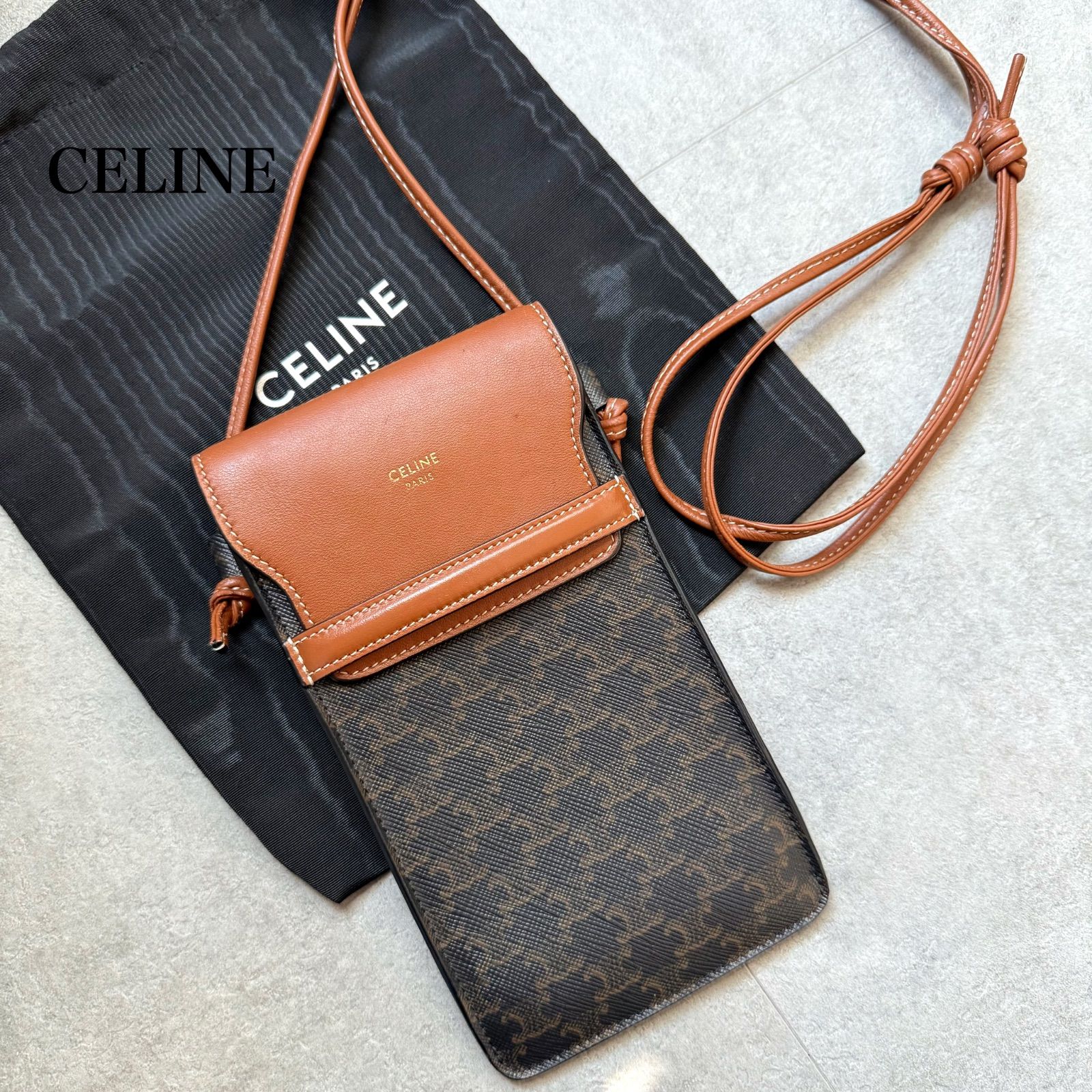 美品 CELINE セリーヌ トリオンフ スマホショルダー 斜めがけ iPhone 