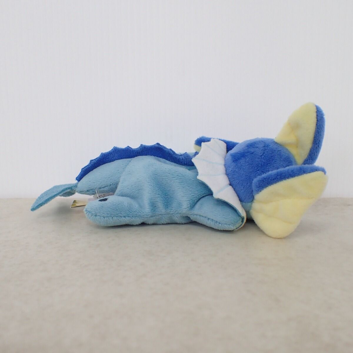ポケモンセンター くったりぬいぐるみ シャワーズ 紙タグ付