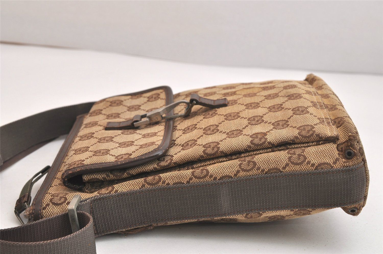 GUCCI グッチ ショルダーバッグ　GGキャンバス　ブラウン　レディース GUCCI グッチ ショルダークロスボディーバッグ GGキャンバス レザー