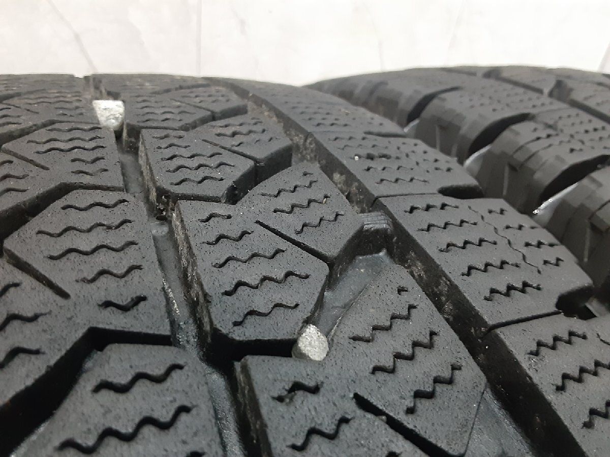 BS BRIDGESTONE BLIZZAK W979 225/70R16 117/115L LT 16インチ ライトトラック用 スタッドレス 4本 23年製 キャンター等　(MTE079) クレジットカード QRコード決済可 BS BRIDGESTONE BLIZZAK W979 225/70R16 117/115L LT 16インチ ライト
