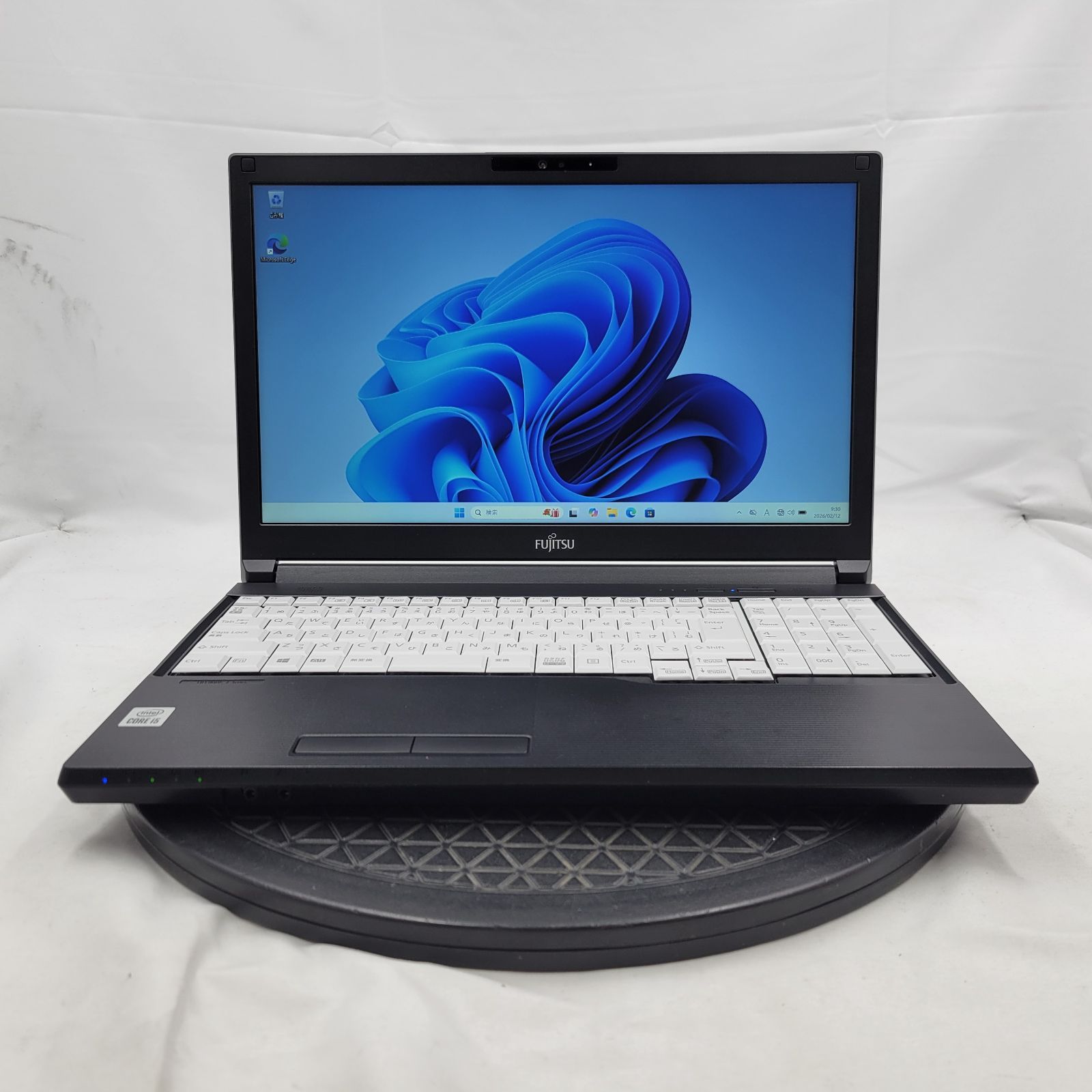 FUJITSU LIFEBOOK A5510/FX Core i5 10210U 1.60GHz/8GB/SSD 256GB 