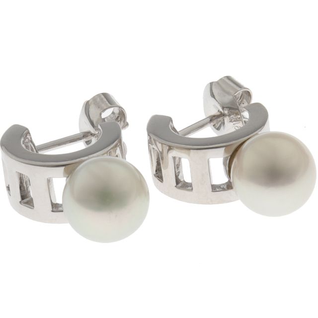 新品仕上げ済）ミキモト MIKIMOTO パール ピアス K18 WG ホワイト 