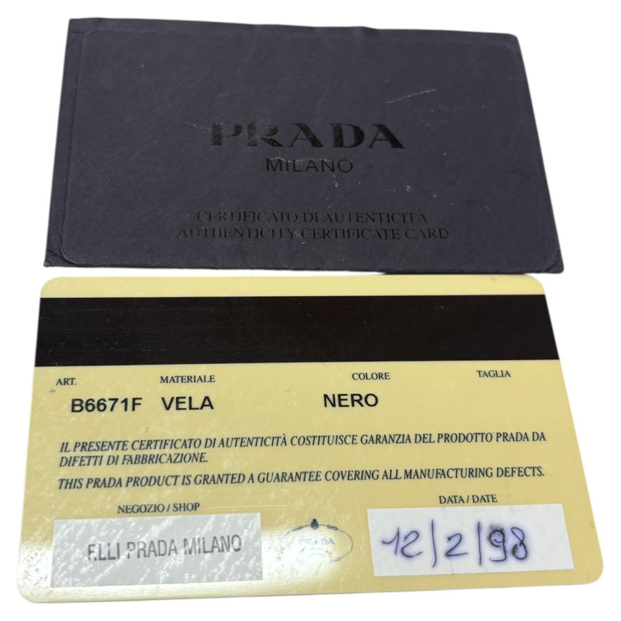 PRADA プラダ テスート 三角ロゴプレート ブラック シルバー金具 