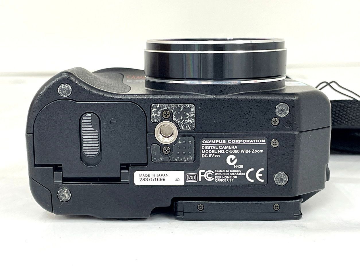 デジタルカメラ CAMEDIA C-5060 ブラック 光学ズーム4倍 オリンパス 