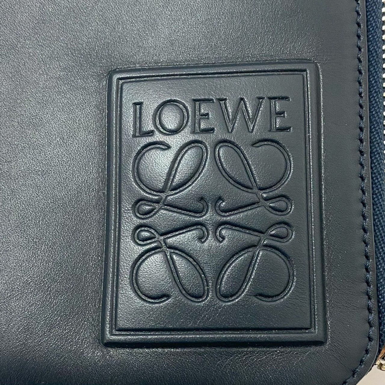 LOEWE】バーティカル クロスボディ ポケット レザー ネイビー 