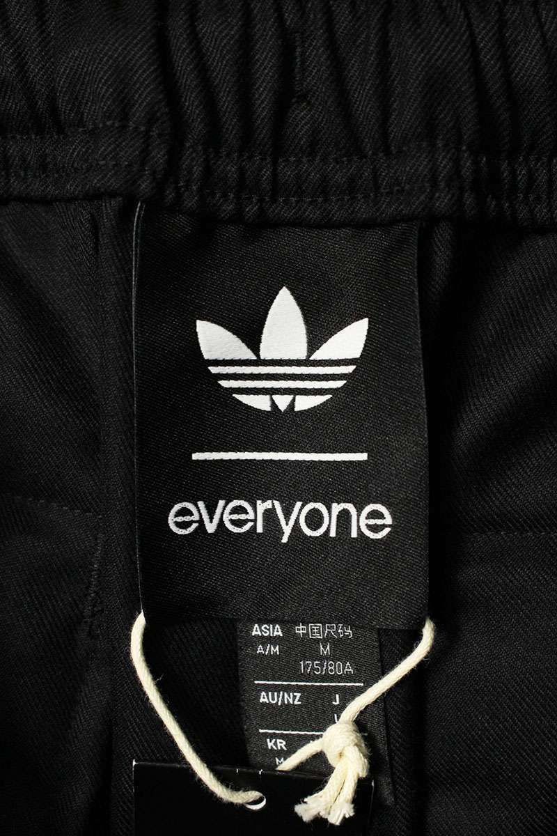 アディダス ×エブリワン everyone 25AW KC7813 ダブルネームトラック