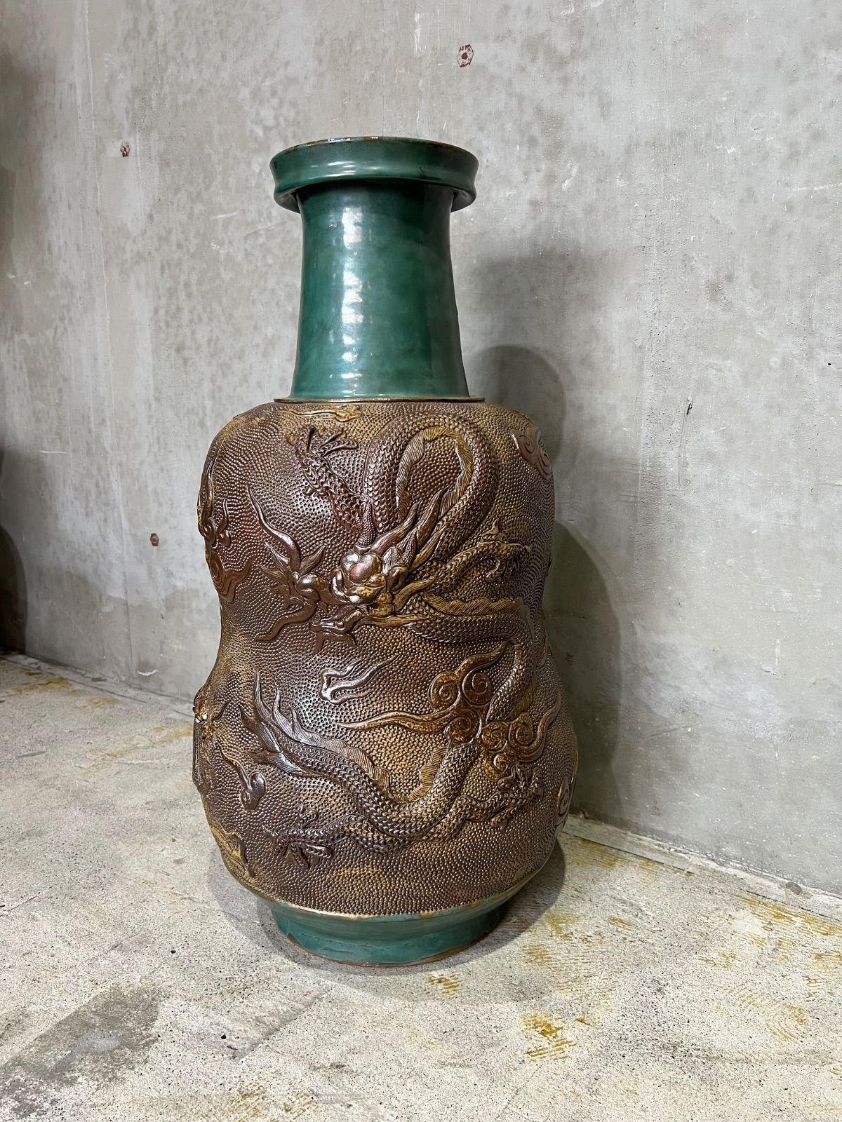 琉球 約68.8㎝大壺 古琉球／陶器／やちむん 雲龍文 花瓶 花生 - メルカリ