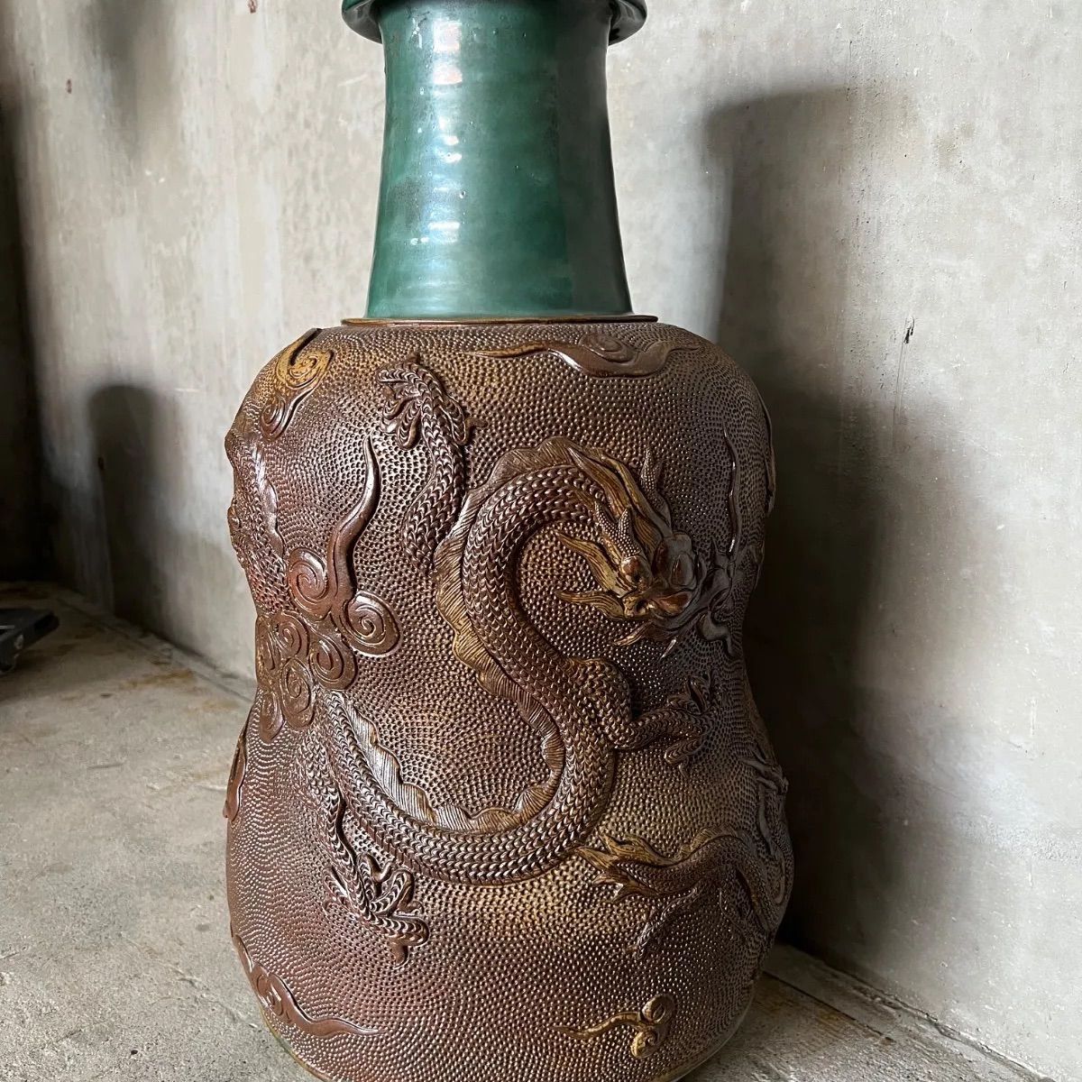 琉球 約68.8㎝大壺 古琉球／陶器／やちむん 雲龍文 花瓶 花生 - メルカリ