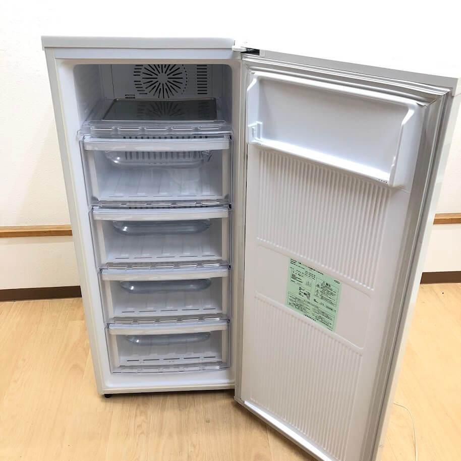 ss8386　三菱 冷凍庫 121L MF-U12N-W ホワイト MITSUBISHI フリーザー 1ドア 白 縦型 前開き 5段 引出4杯 引出収納 ファン式 急冷ルーム 冷凍庫 中古 ss8386 【中古】 三菱 冷凍庫 121L MF-U12N-W ホワイト MITSUBISHI