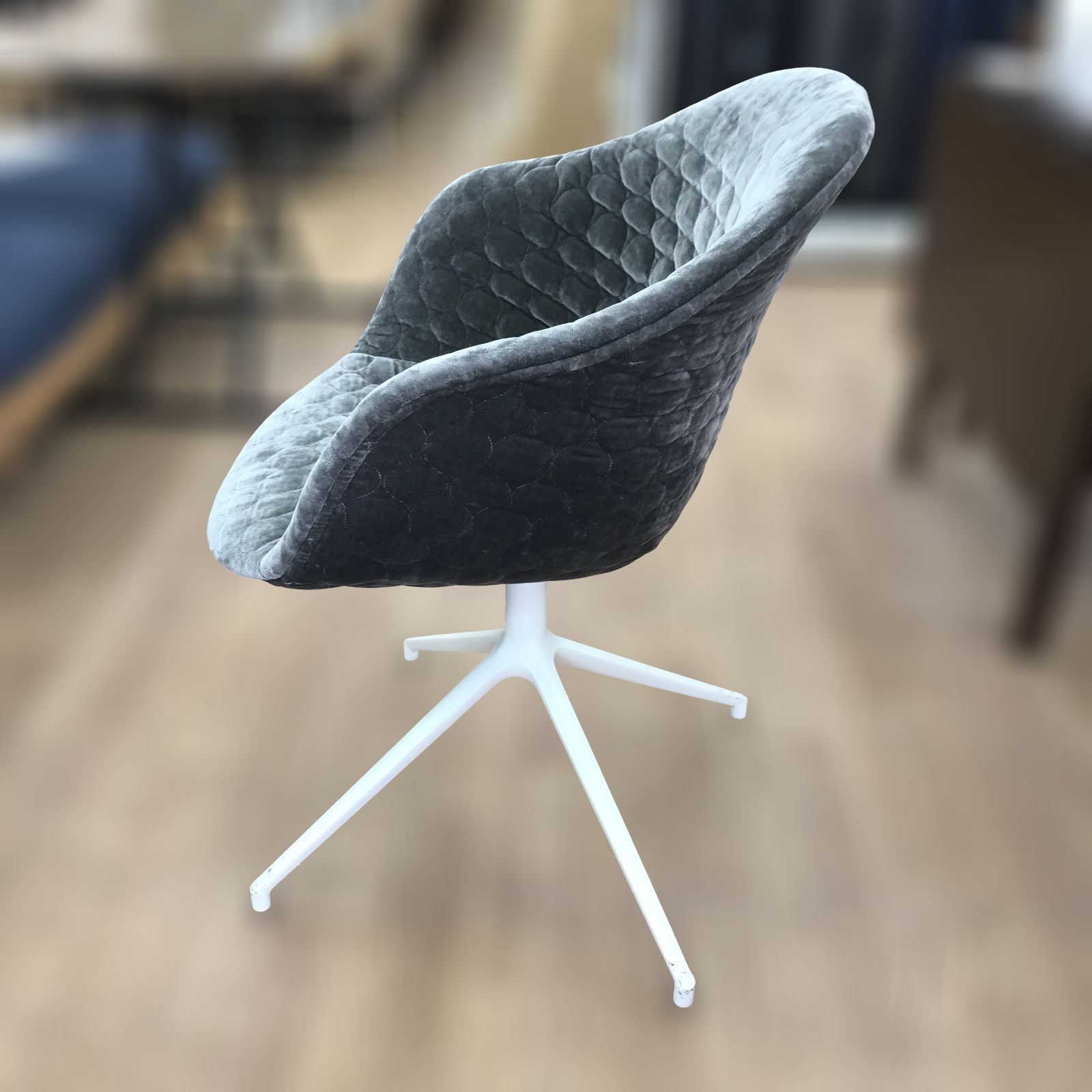 ☆関東地域限定販売☆リユースのサカイ春日部店☆ BoConcept ボー 