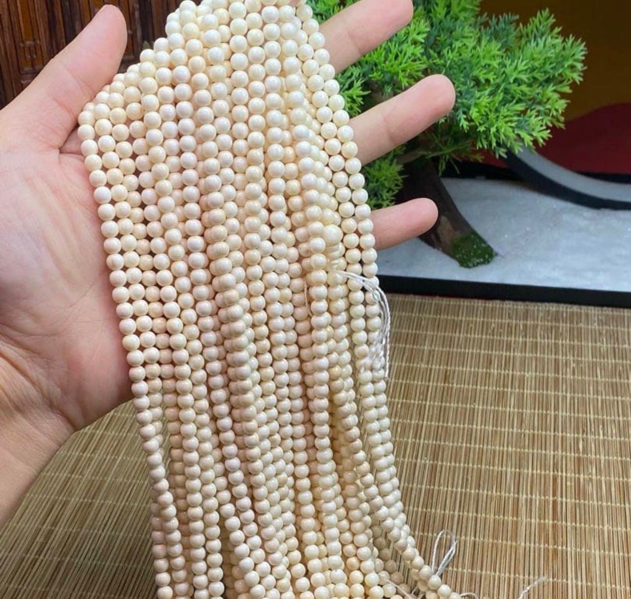 天然マンモス牙美しい手作り彫刻 十八羅漢 手持ち⁄数珠