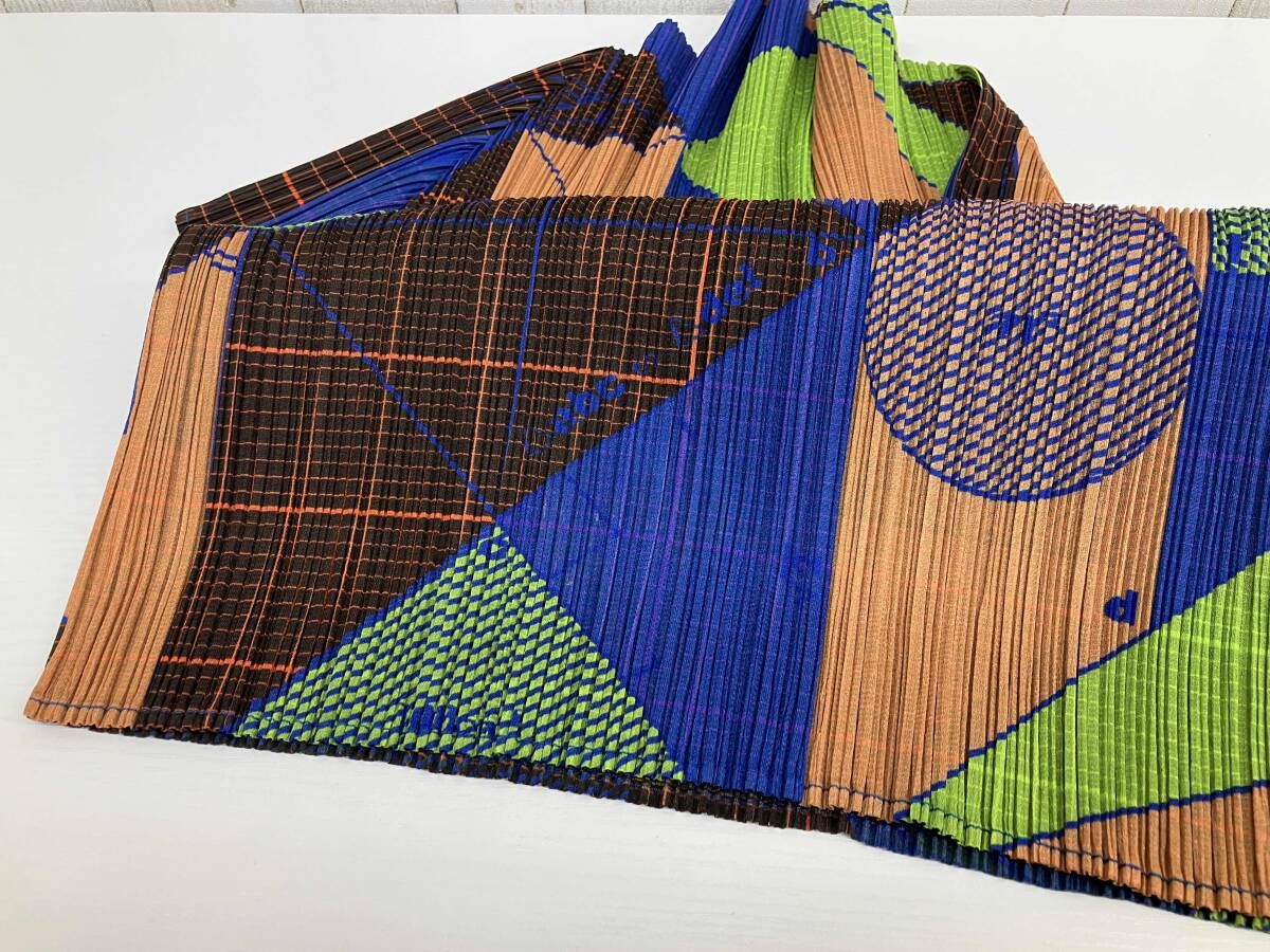 ISSEY MIYAKE ⭐︎プリーツプリーズ⭐︎サイズ3 PLEATS PLEASE／プリーツプリーズ／ISSEY MIYAKE／イッセイミヤケ