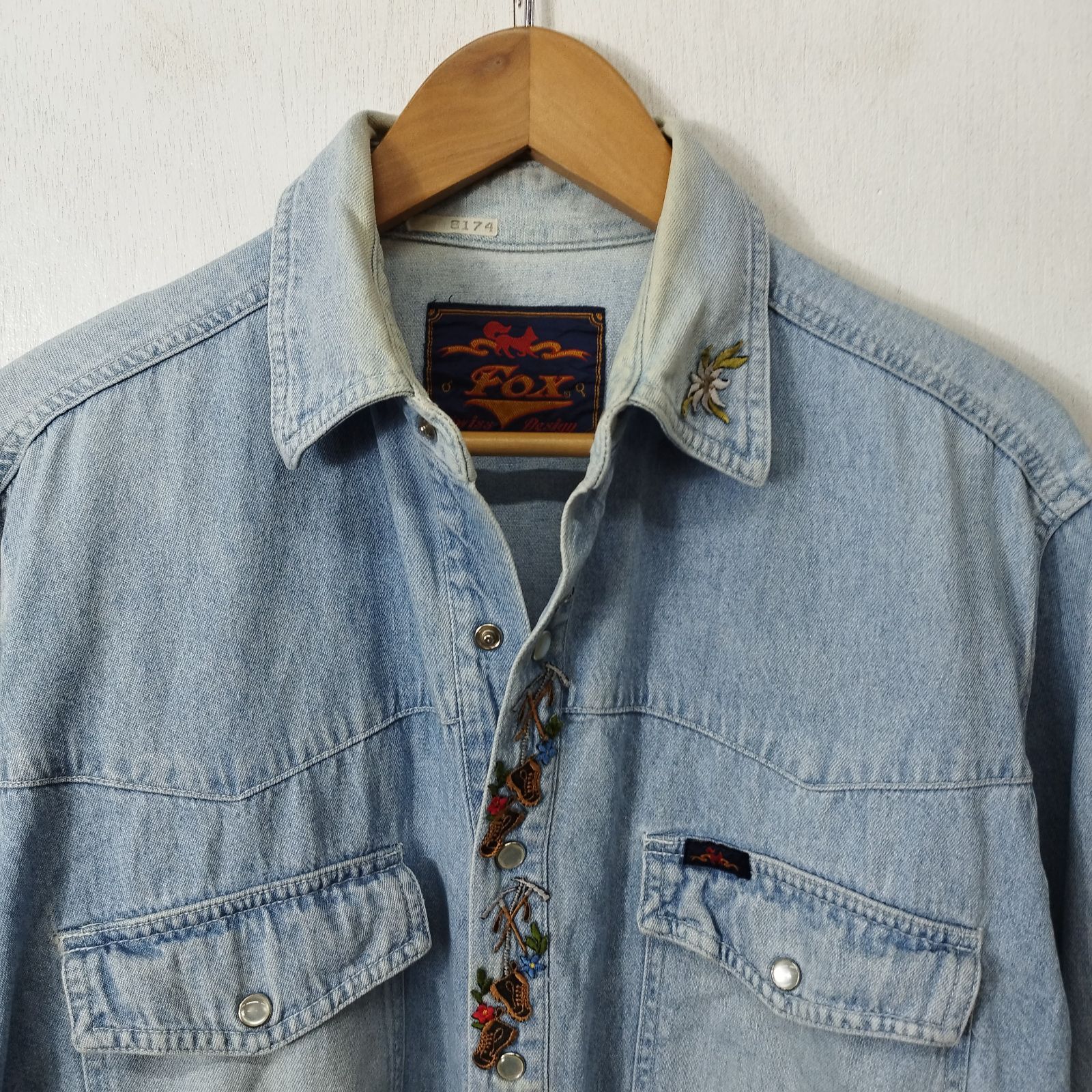 ウエスタンシャツ 刺繍図案 シャツ ポケット 刺繍 ウエスタンシャツと 